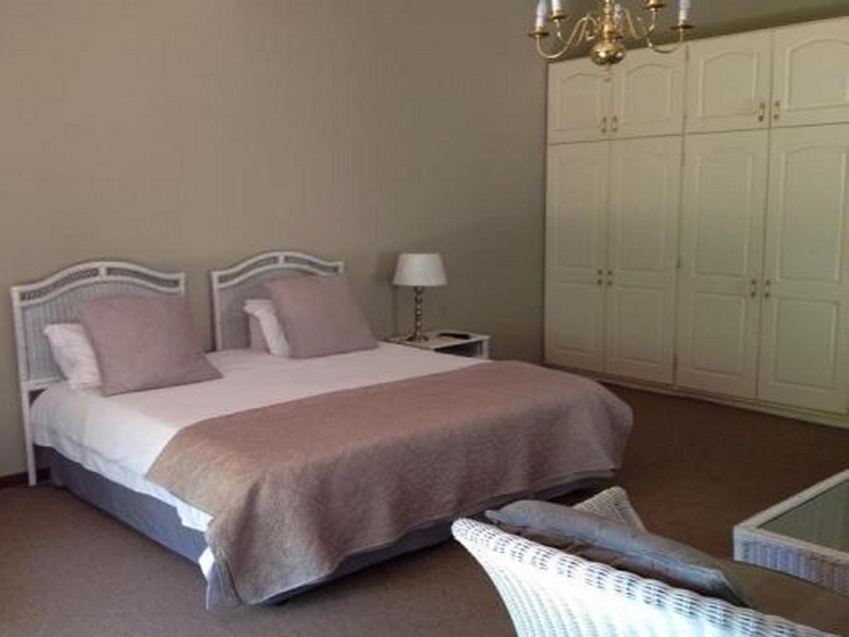 Duncountry Victoria Country Club Bed & Breakfast Питърмарицбург Екстериор снимка